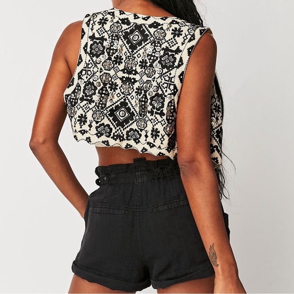 NWT Free People Marigold Embroidered Embellished Indian Vest - Boho Festival - Picture 3 of 6